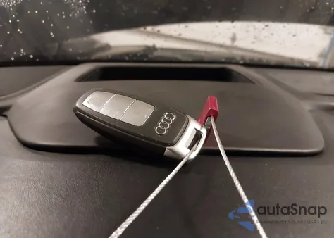 2019 Audi Q8 55 Premium z USA, uszkodzony, nr VIN WA1CVAF1XKD015387